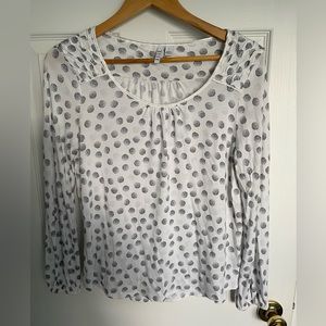 Very cute black and white top